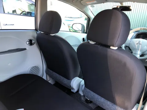 Mitsubishi I