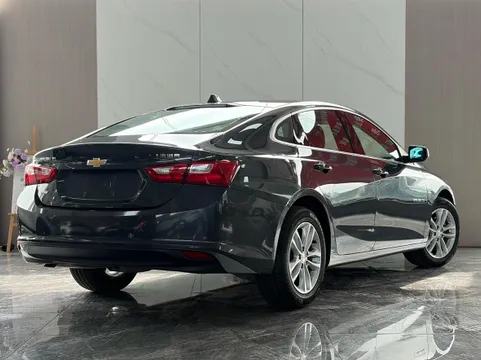Chevrolet Malibu XL