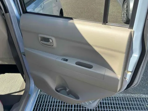 Toyota Pixis Space