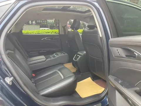 Ford Taurus