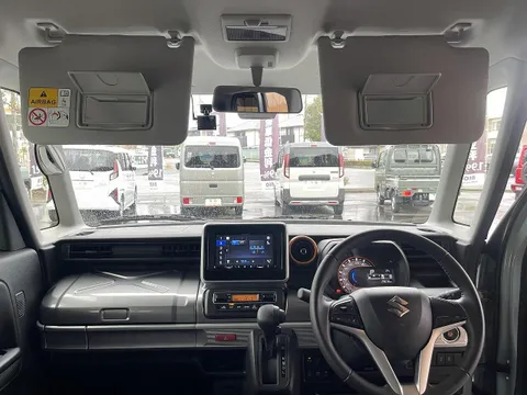 Suzuki Spacia Gear