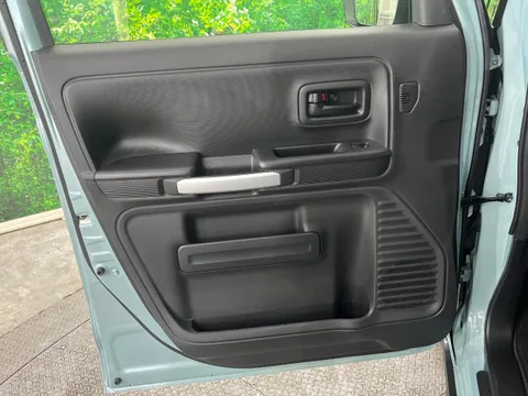 Suzuki Spacia Gear