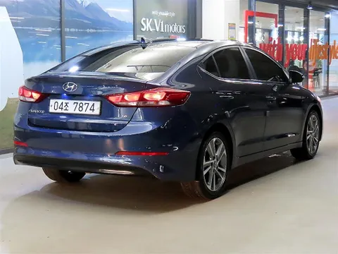 Hyundai Elantra (Avante)