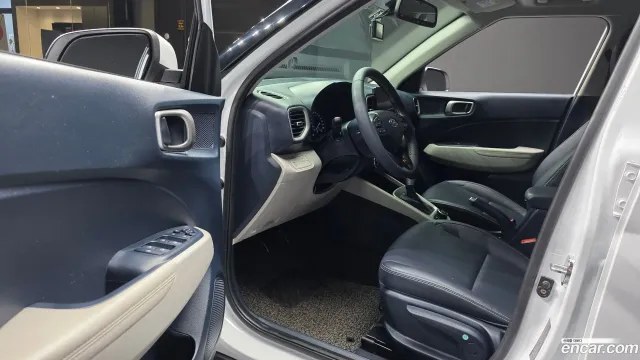 Hyundai Venue