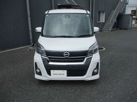 Nissan Dayz Roox
