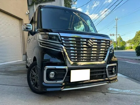 Suzuki Spacia Custom