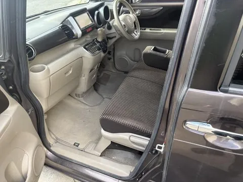 Honda N-BOX Plus