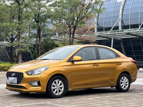 Hyundai Reina