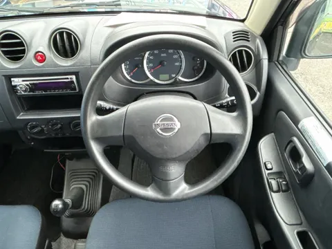 Nissan KIX