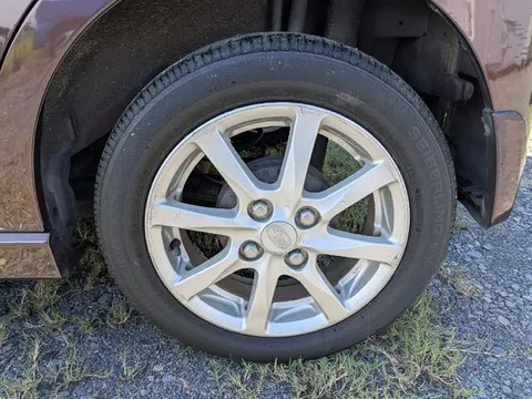 Subaru Lucra