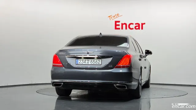 Genesis G90 (EQ900)