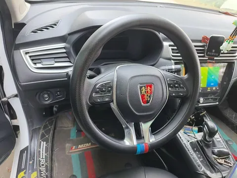 Roewe i5