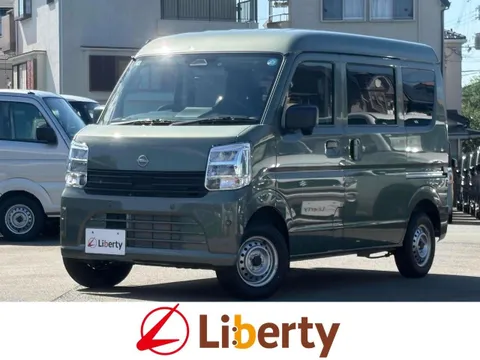 Nissan Clipper Van