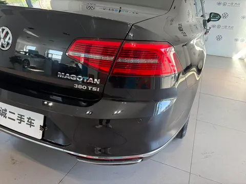 Volkswagen Magotan
