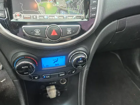 Hyundai Accent