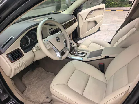 Volvo S80L