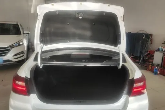 Geely Vision