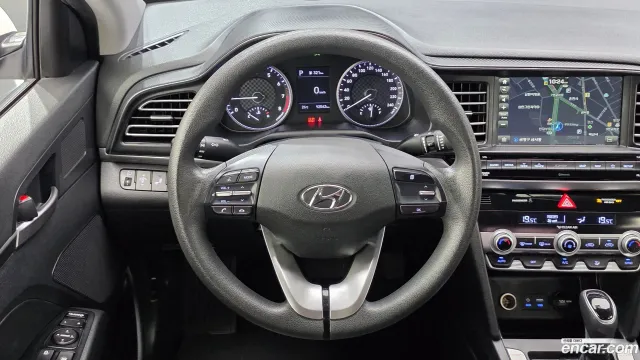 Hyundai Elantra (Avante)