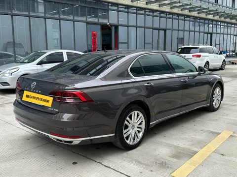Volkswagen Phideon