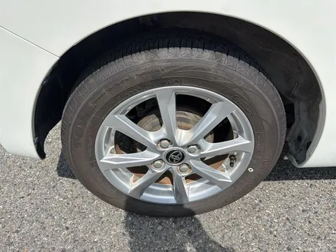 Toyota Pixis Mega