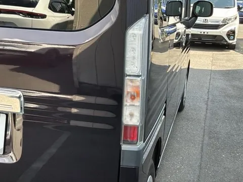 Honda N-VAN Plus Style