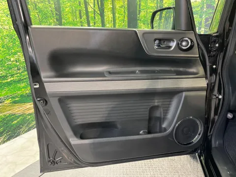 Honda N-BOX Slash