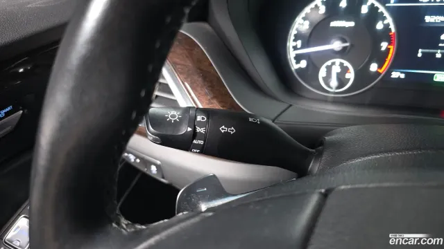 Genesis G90 (EQ900)