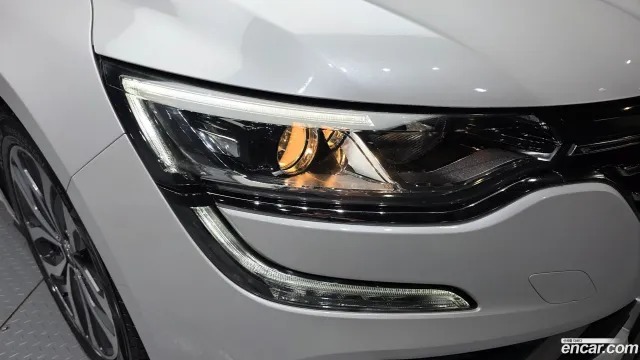 Renault Talisman (SM6)