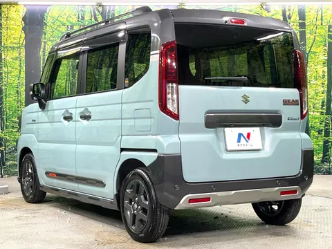 Suzuki Spacia Gear