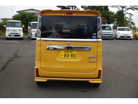 Suzuki Spacia Custom