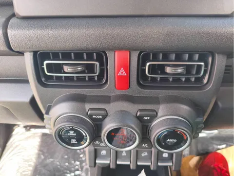 Suzuki Jimny Nomade