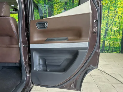 Honda N-BOX Slash