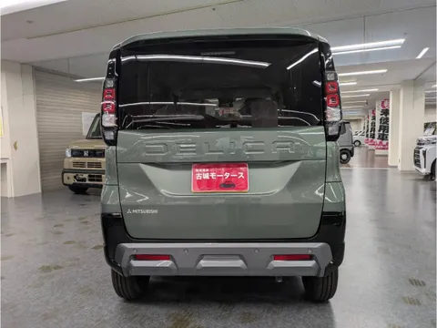 Mitsubishi Delica Mini