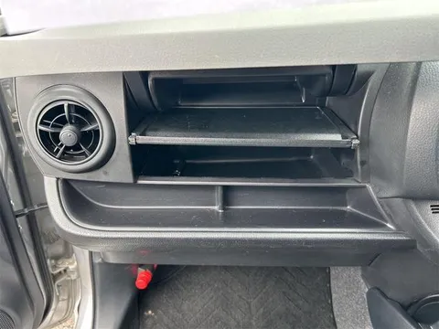Toyota Yaris (Vitz)