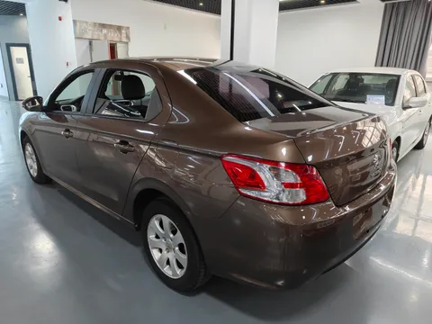 Peugeot 301