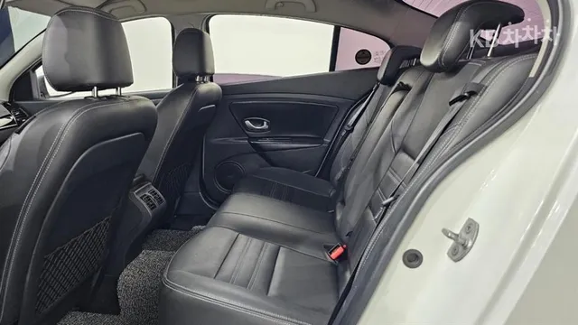 Renault SM3