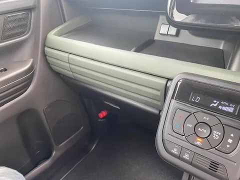 Suzuki Spacia Gear