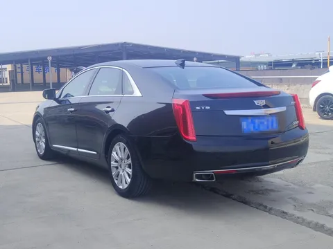 Cadillac XTS