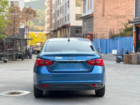 Chery Arrizo 5