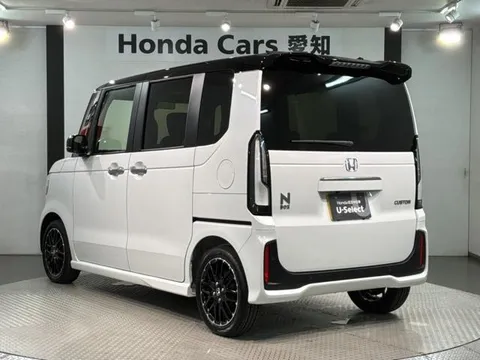 Honda N-BOX Custom