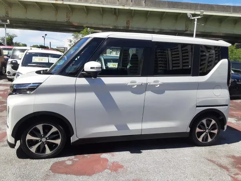Mitsubishi eK X Space