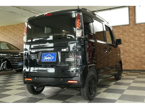 Suzuki Spacia Base