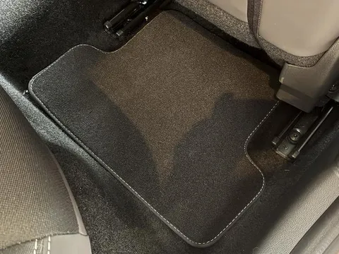 Renault Lutecia