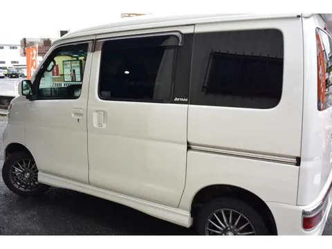 Daihatsu Atrai Wagon