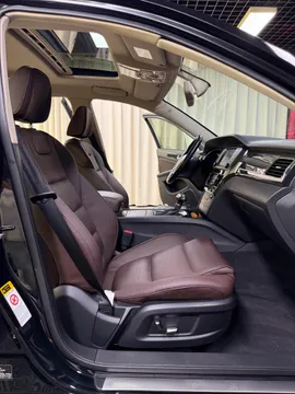 Hongqi H7