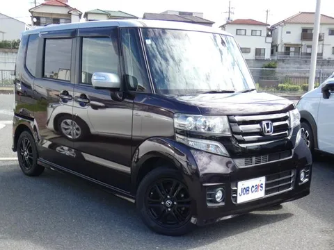 Honda N-BOX Custom