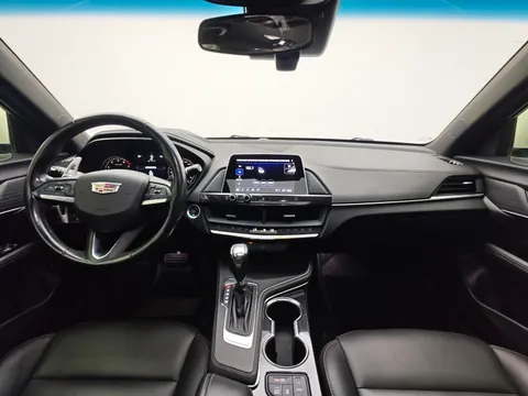 Cadillac CT4