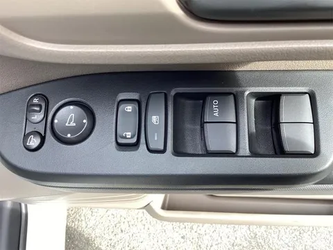 Honda N-BOX Joy