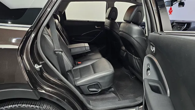 Hyundai Grand Santa Fe (Maxcruz)