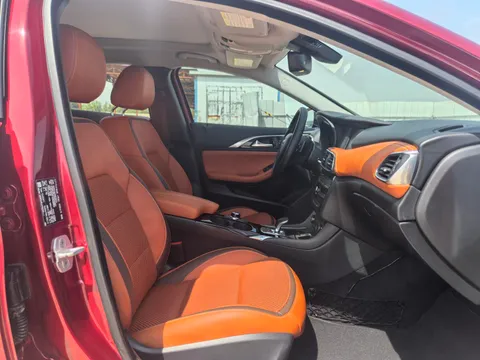 Infiniti QX30